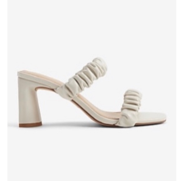 Express Shoes - USED Express wedge mule heel crème off white
